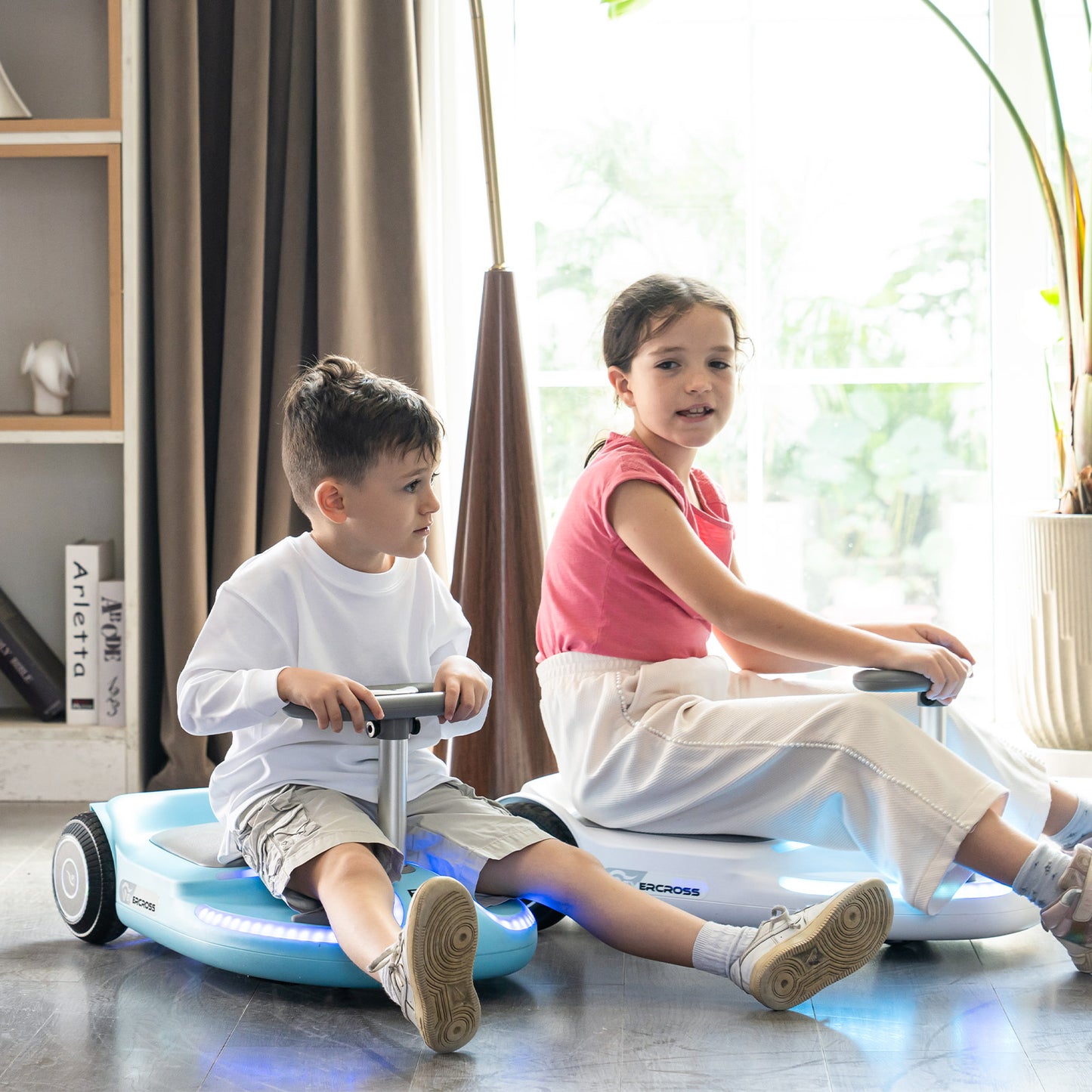 EVERCROSS EV6 elektrische kinderauto, 4-in-1 scooter en schommelstoel
