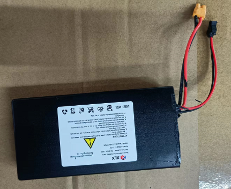 Akcesoria - Wymiana akumulatora do hulajnogi dziecięcej Evercross EV06C